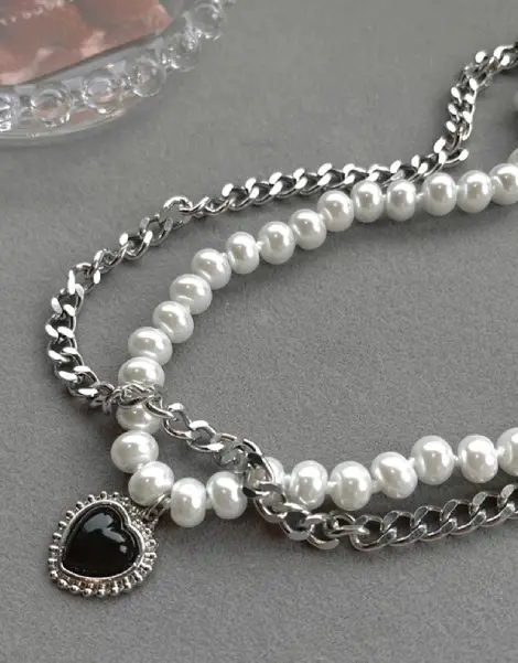 Y2K Pearl Necklace Y2K Pearl Necklace