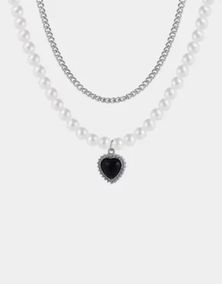 Y2K Pearl Necklace