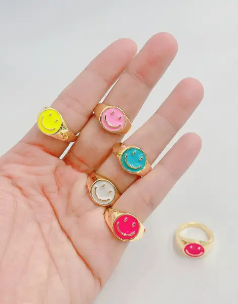 Y2K Ring Gold Y2K Ring Gold