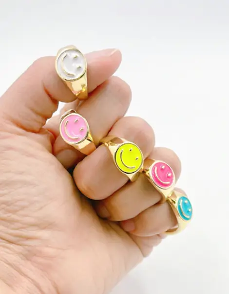 Y2K Ring Gold Y2K Ring Gold