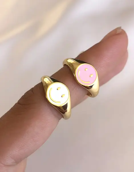 Y2K Ring Gold Y2K Ring Gold